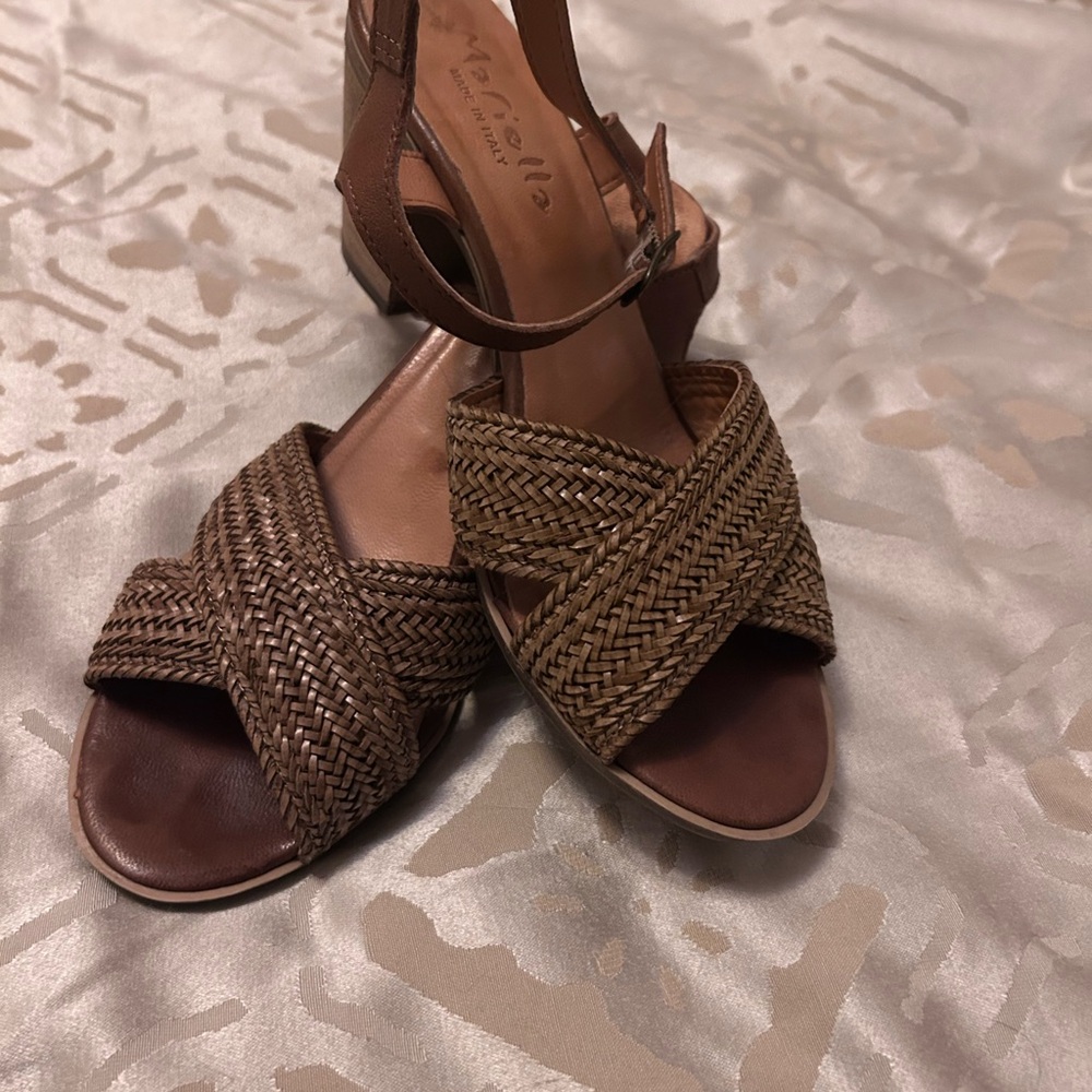 Ariella Brown Woven Sandals